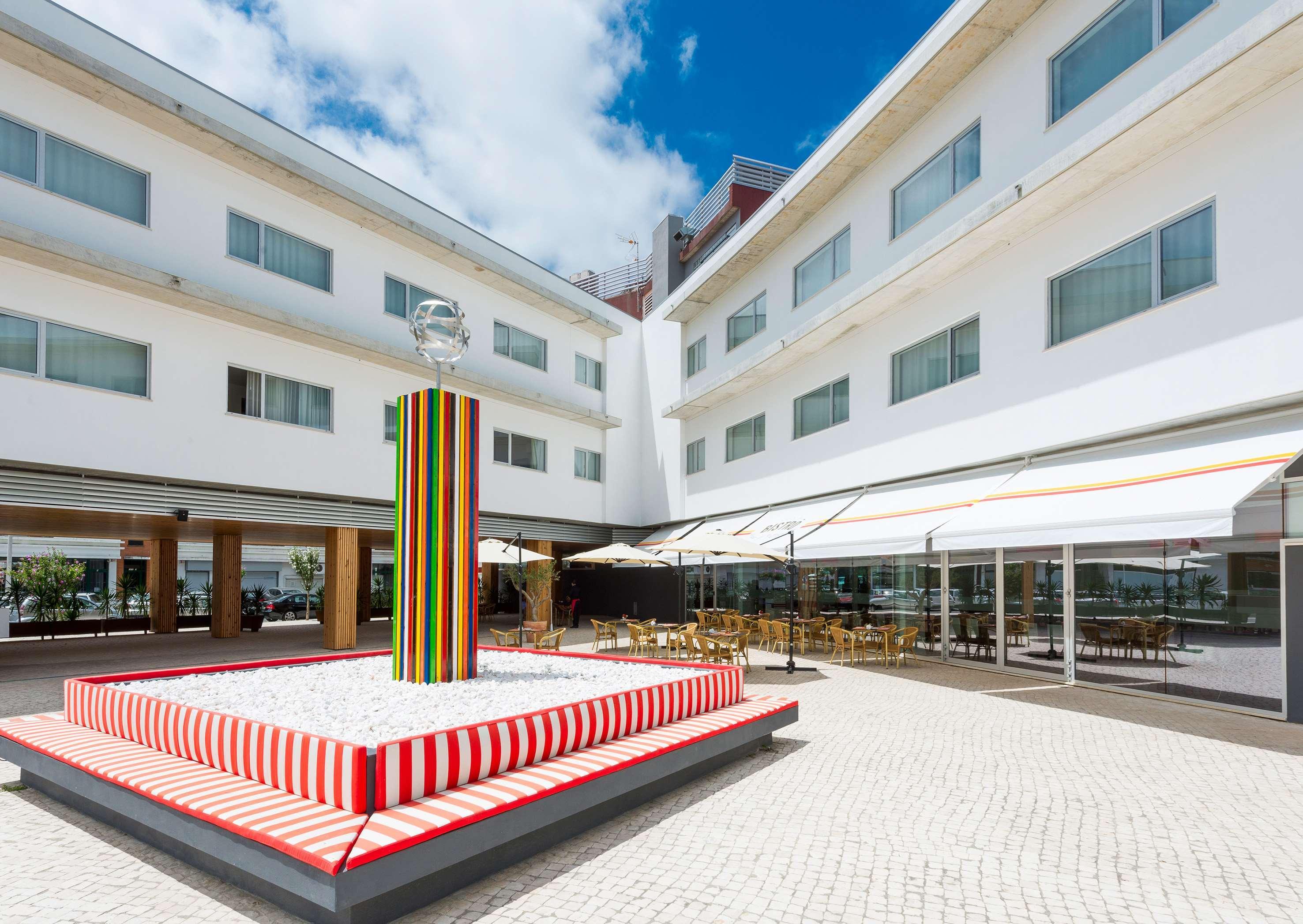 Tryp By Wyndham Leiria Hotel Exterior photo
