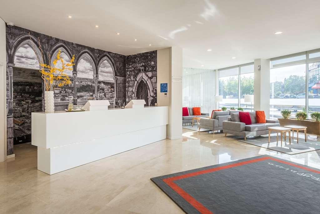 Tryp By Wyndham Leiria Hotel Interior photo
